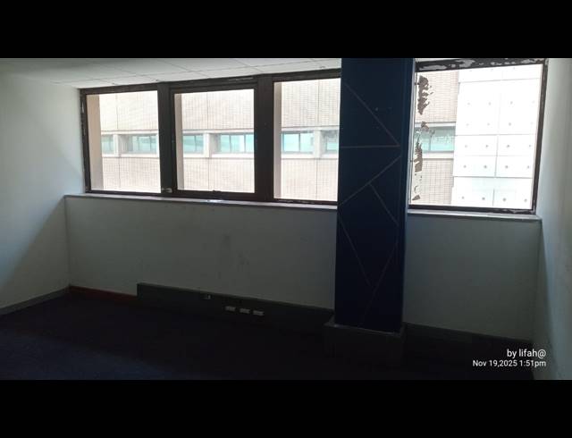 Office property to rent in MARSHALLTOWN